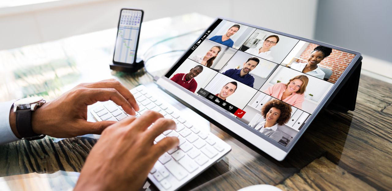 To Lead in B2B Digital Commerce, Think Bigger, Broader, and Incremental